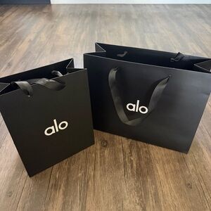 ALO Yoga Black Paper Shopping Bag Gift Bag Tote Luxury Reusable Set Two Trendy